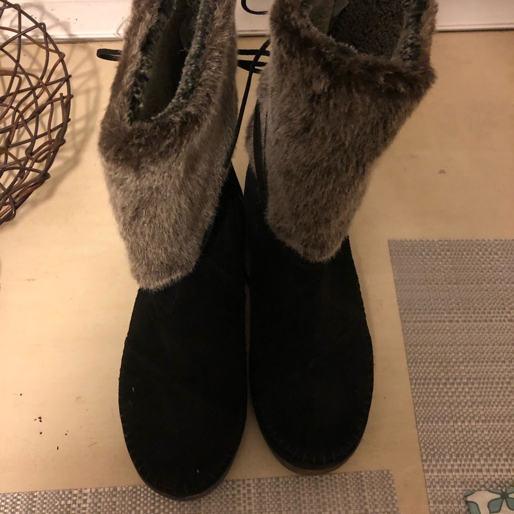 TOMS boots!
